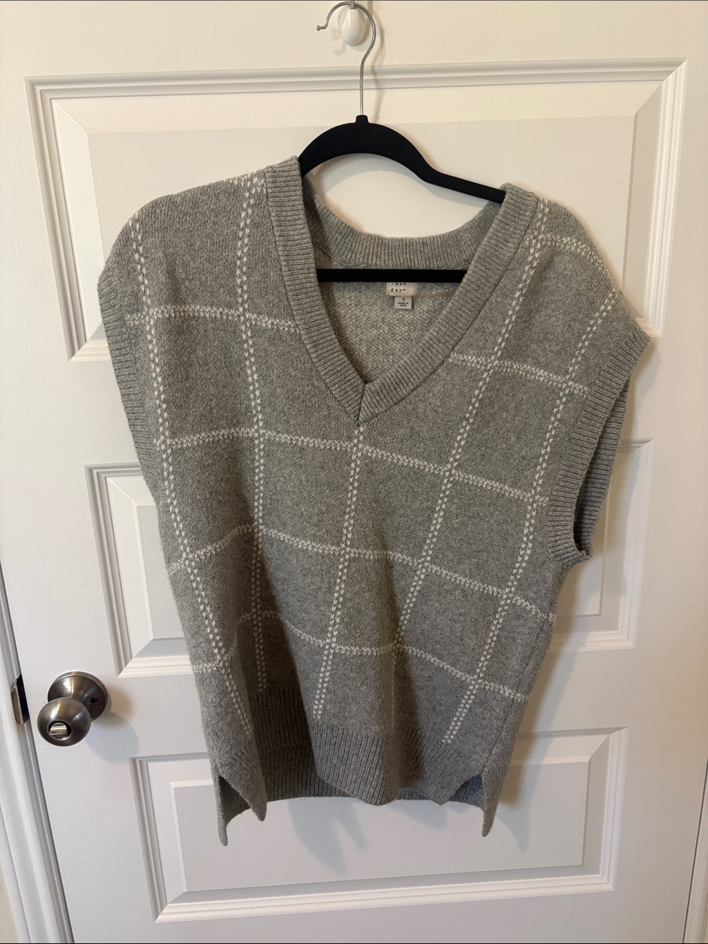 A New Day Gray Windowpane V-Neck Sweater Vest